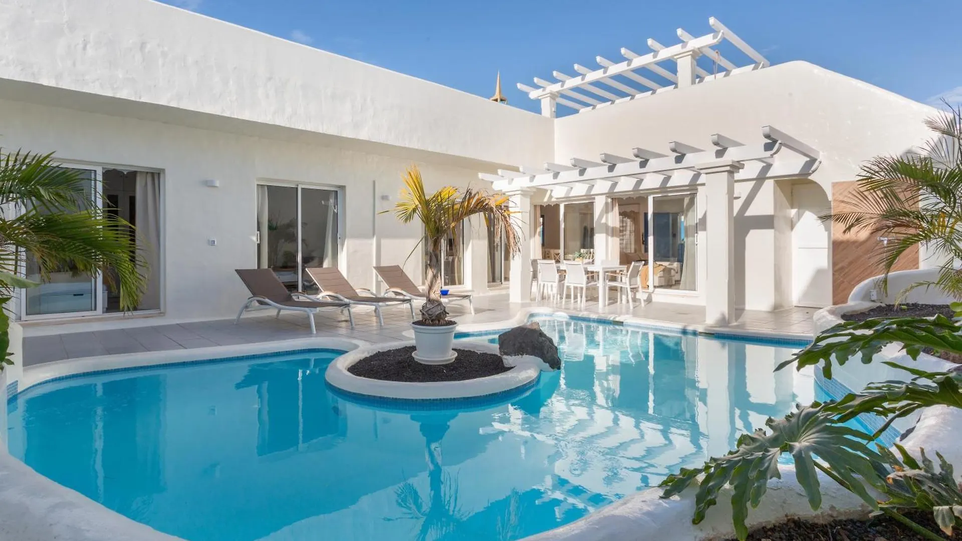Villa Ole Bahiazul-Private Jacuzzi Corralejo
